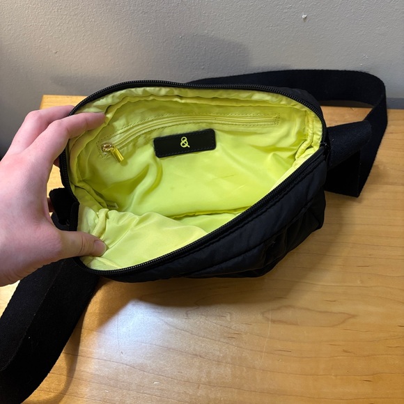 Loft Lou & Grey Quilted Crossbody Bag - Picture 3 of 6